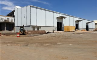 4000 m² Industrial space in Isando