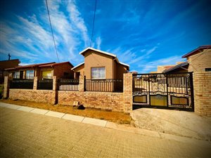 3 Bed House in Phuthaditjhaba