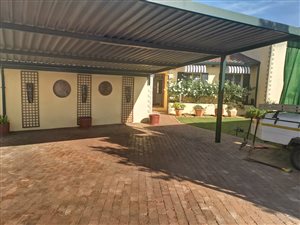 3 Bed House in Roodekrans