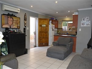 2 Bed Apartment in Bromhof