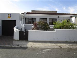 5 Bed House in Westridge