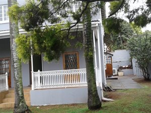 8 Bedroom House in Westridge
