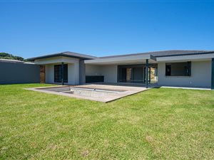 4 Bed House in Brettenwood Coastal Estate