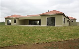 4 Bedroom House in Vaal Dam
