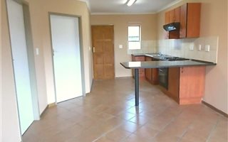 2 Bedroom Apartment in Springs Central