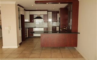 3 Bedroom Apartment in Green Point
