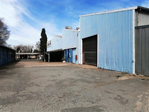 2100 m² Industrial space in Springs Central