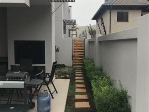 2 Bed Townhouse in Lynnwood