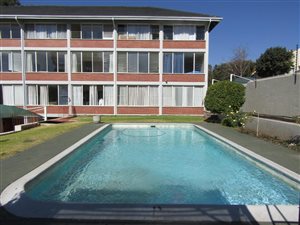2 Bed Apartment in Bordeaux