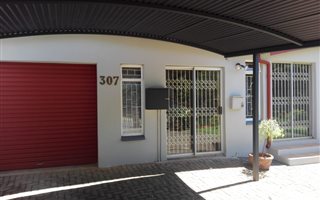 2 Bedroom Townhouse in Sinoville