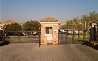 2 Bedroom Apartment in Willowbrook