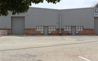 2369 m² Commercial space in Rooihuiskraal
