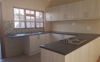 2 Bedroom House in Cradock