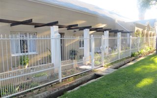 2 Bedroom House in Cradock