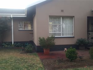 3 Bed House in Falcon Ridge