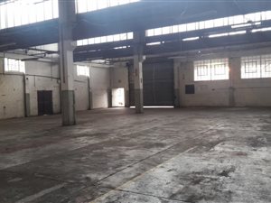1400 m² Commercial space in Mobeni