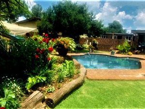 4 Bed House in Rowhill