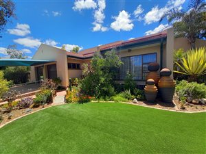 4 Bed House in Oudtshoorn