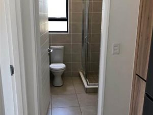 1 Bed Apartment in Linbro Park