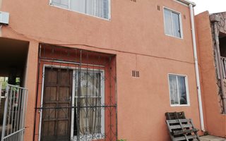 3 Bedroom House in Whetstone