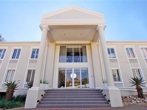 335 m² Commercial space in Dunkeld West