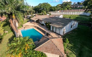 5 Bedroom House in Woodside