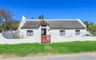 1.5 Bedroom House in Stanford