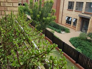2 Bed Flat in Equestria