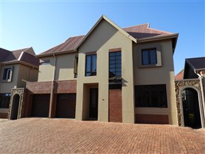 3 Bed Townhouse in Heritage Hill