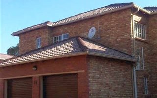 3 Bedroom Townhouse in Willowbrook