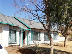 3 Bed House in Mayberry Park