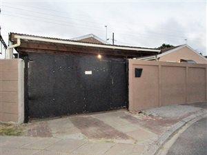 3 Bed House in Ruyterwacht