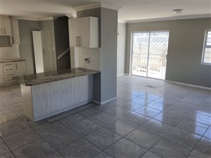3 Bed House in Strand Central
