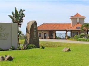 1142 m² Land available in Cintsa