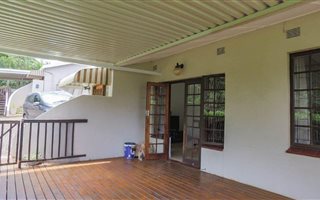 3 Bedroom Simplex in Berea West
