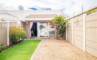 2 Bedroom House in Heathfield