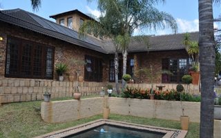 520 m² Commercial space in Lynnwood Park