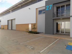 595 m² Industrial space in Pomona