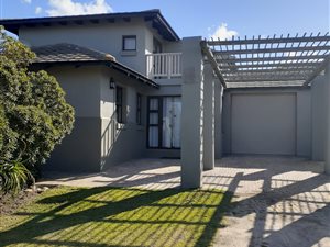 3 Bed Duet in Hartenbos Landgoed