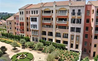2 Bedroom Townhouse in Bedfordview