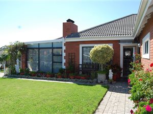 3 Bed House in Pinelands