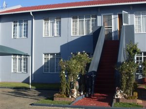 1 Bed Townhouse in Westwood