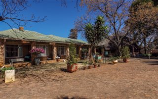 9336 m² Farm in Bredell AH