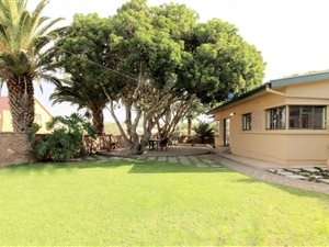 4 Bed House in Hartenbos