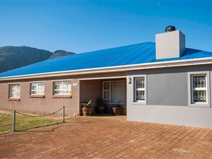 4 Bed House in Bettys Bay