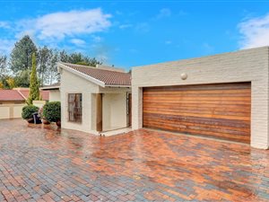 3 Bed Townhouse in Kensington B