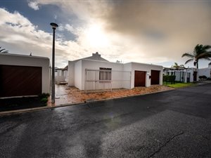 2 Bed House in Panorama