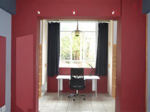 3 Bed Apartment in Parktown
