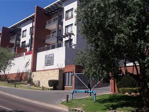 2 Bed Apartment in Winchester Hills