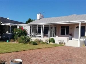 3 Bed House in Milnerton Central